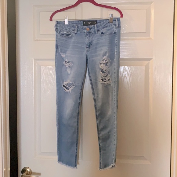 Hollister Distressed Jeans - Picture 1 of 2